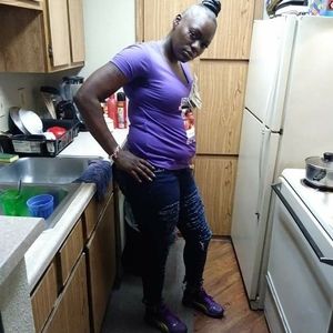 Meet your Posher, Nika